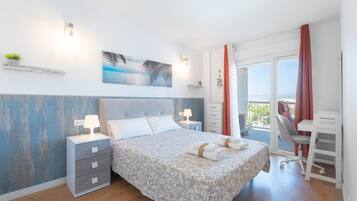 1 bedroom, free WiFi, bed sheets