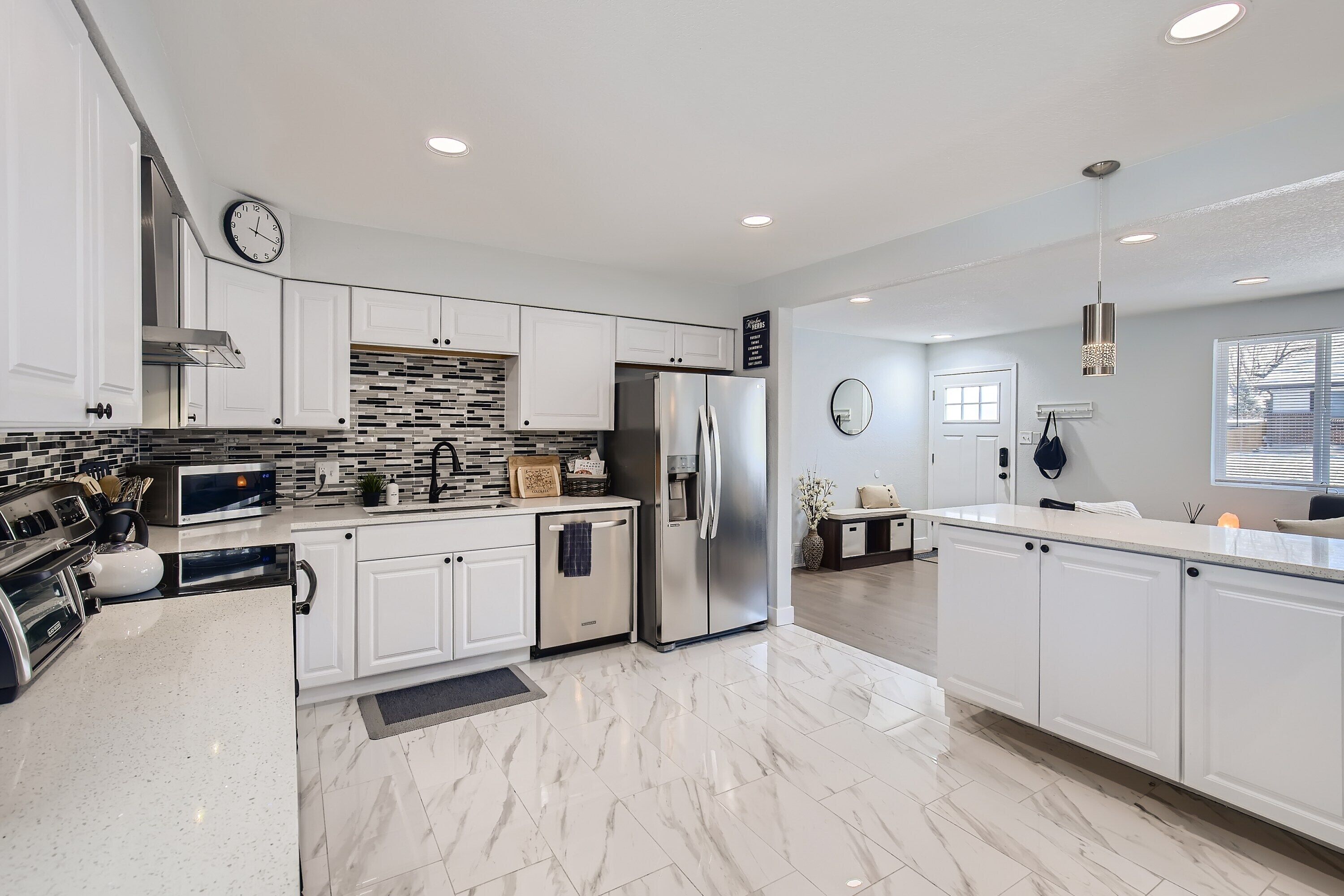 Peaceful and comfy 4BR home near downtown denver