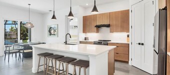 Punta Gorda 3-Bedroom Canalfront Vacation Home with Pool