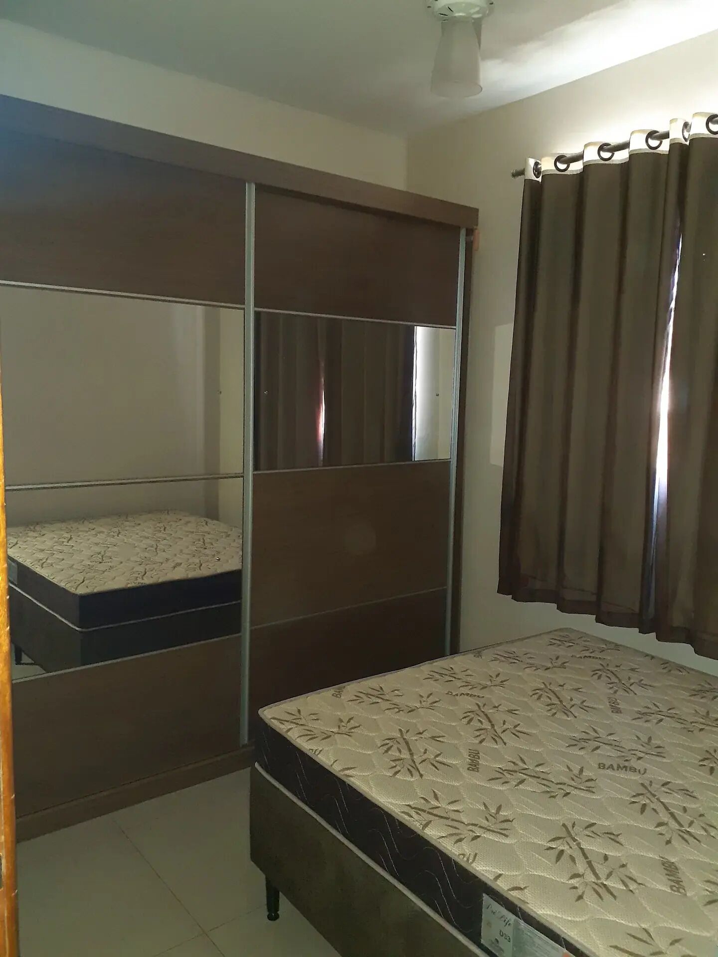 2 bedrooms, iron/ironing board, free WiFi