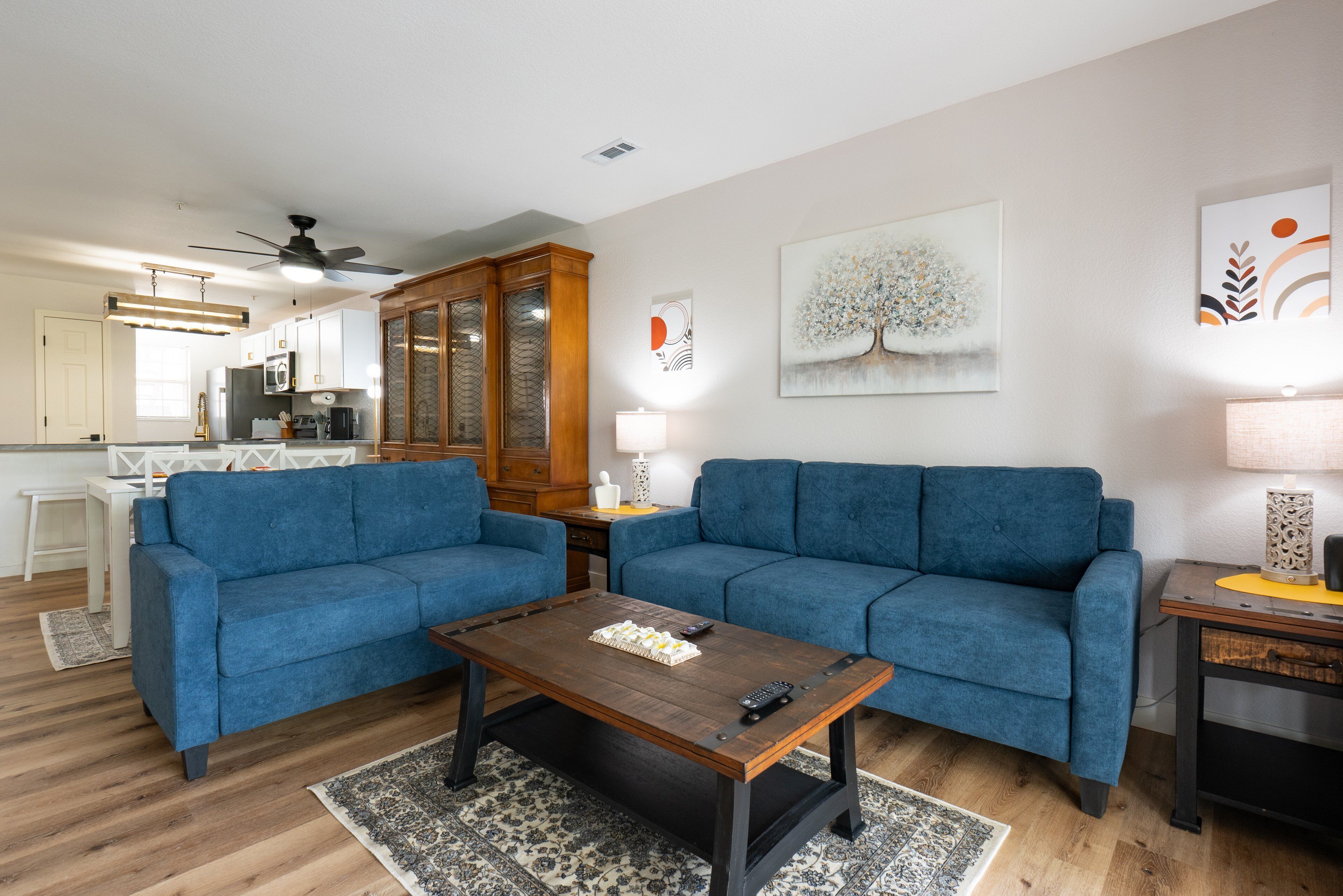 Walk-In ~ Pond View ~ Golf Nearby ~ Close To 76 Strip ~ Free Attraction Tickets (GS34-15)