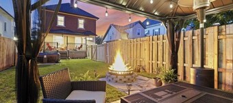 Romance, Reunion, Family Getaway, Bridal Shower or Retreat with Hot Tub