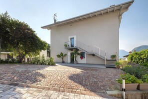 Exterior - Eco del Garda - Apartment 203 with Lake View Terrace (Tenno)