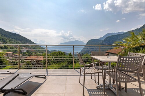 Eco del Garda - Apartment 203 with Lake View Terrace