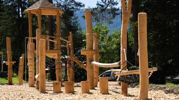 Chalet | Property grounds