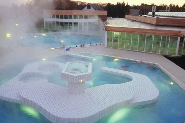 House | Pool | Outdoor pool