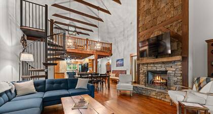 Horse Cove Haven, Charming, Woodsy Retreat