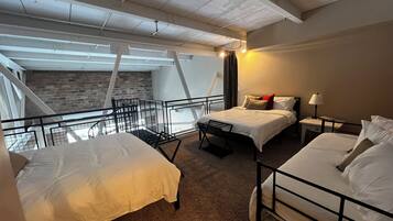 2 makuuhuonetta, silitysrauta/-lauta, ilmainen Wi-Fi, vuodevaatteet