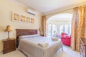 3 camere, ferro/asse da stiro, Wi-Fi gratuito, lenzuola