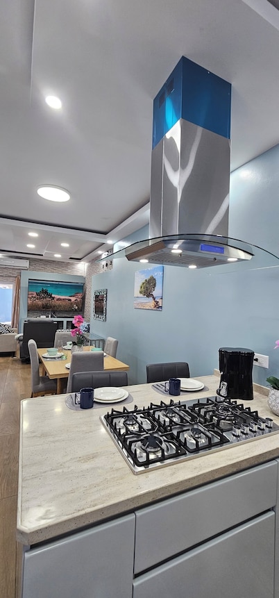 Charming 3-bedroom house with AC and WiFi in delightful Noord