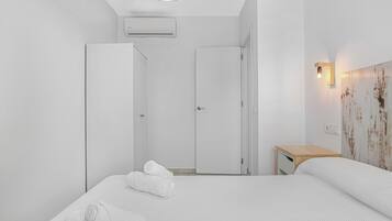 2 habitaciones, tabla de planchar con plancha y wifi gratis