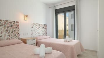 2 chambres, fer et planche Ă repasser, Wi-Fi gratuit, draps fournis