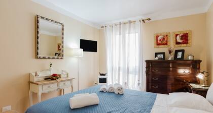 Appartement 'Appartamento Marsalasuitesawfarm' avec terrasse privée, balcon et climatisation