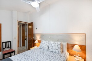 4 bedrooms, iron/ironing board, free WiFi, bed sheets - Rural House 'La Caseta' with Mountain Views, Wi-Fi, and Air Conditioning (l' Ametlla Del Valles)