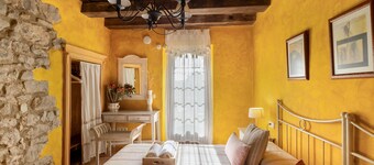 Villa 'La Masia' with Mountain View, Private Pool and Wi-Fi