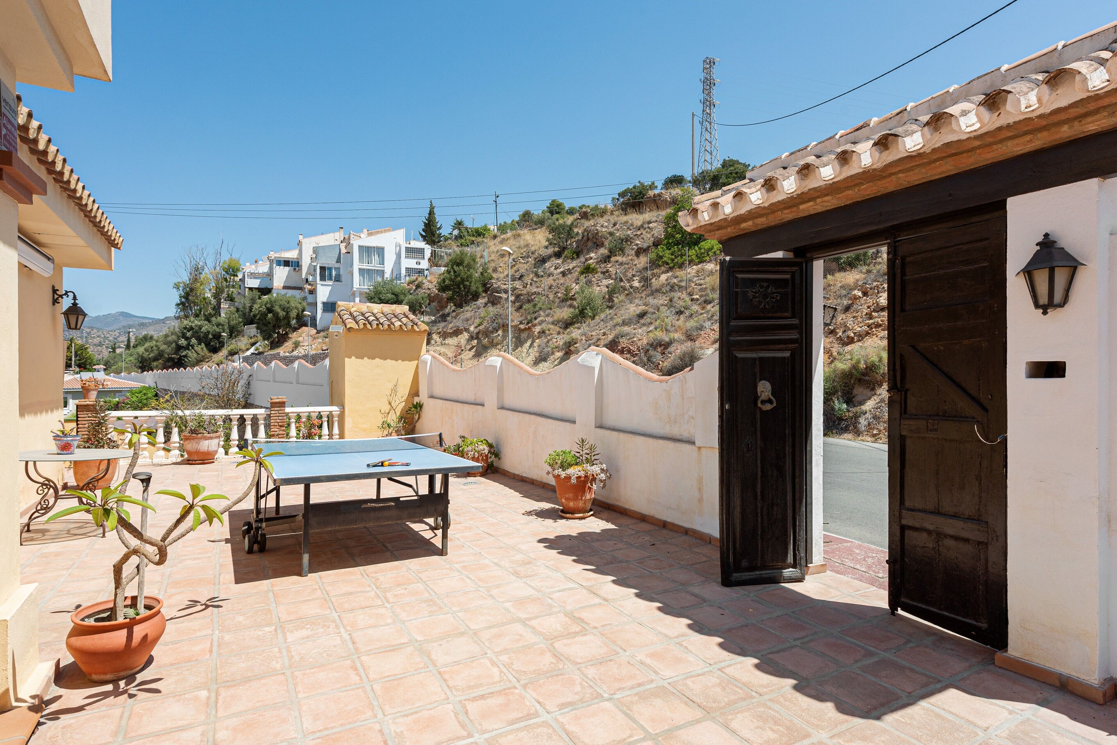 屋外ダイニングエリア