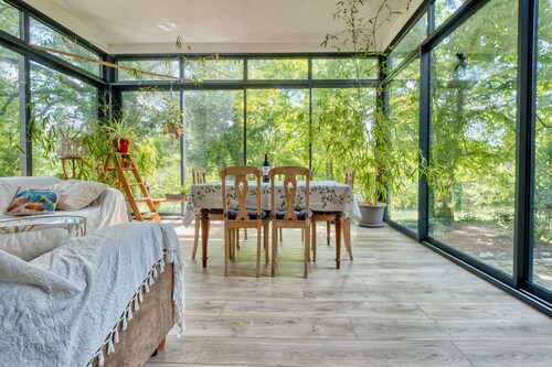 Deux chambres avec cuisine entièrement équipée et vérandas.