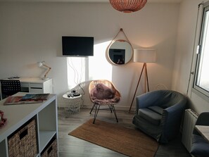 TV
