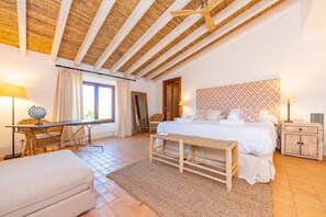 4 Schlafzimmer, kostenloses WLAN, Bettwäsche