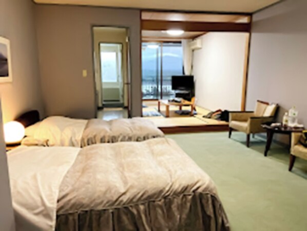 1 bedroom, desk, free WiFi, bed sheets