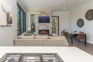 Interior - Walk to Village | Modern Hideaway (Winter Park)