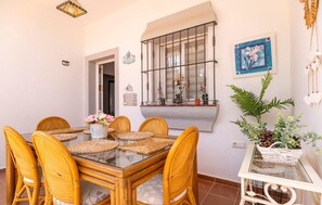 Dining - Awesome home in Chiclana de la Fronter (Chiclana de la Fronter)