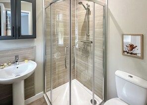 Bathroom - Spa Sensation (Sauna & Hot Tub) (Raywell, Beverley)