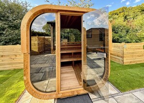Unclassified image, 3 of 22, button - Spa Sensation (Sauna & Hot Tub) (Raywell, Beverley)