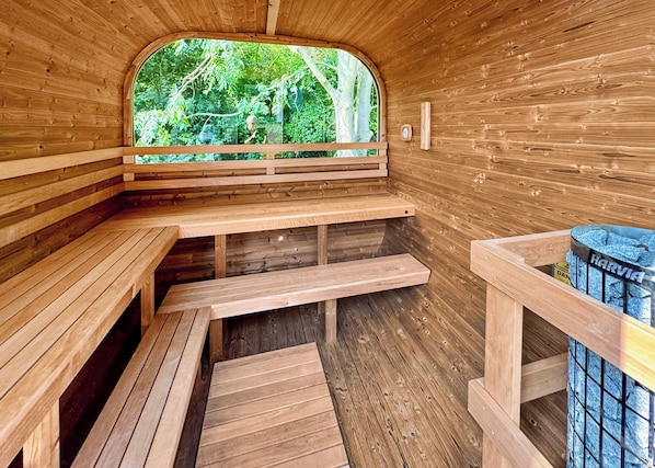 Sauna, House