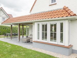 Villa | Exterior