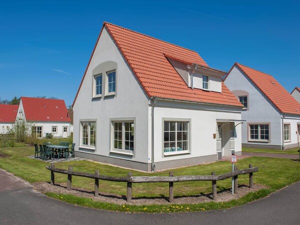 Restyled Holiday Home, On A Holiday Park At 20 Km. From Nordhorn - Bad Bentheim