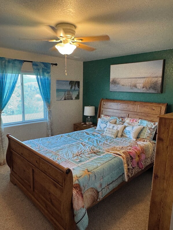 5 soverom, strykejern/-brett, wi-fi (inkludert) og sengetøy