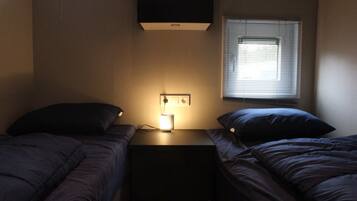 Chalet | 2 bedrooms, individually furnished, bed sheets