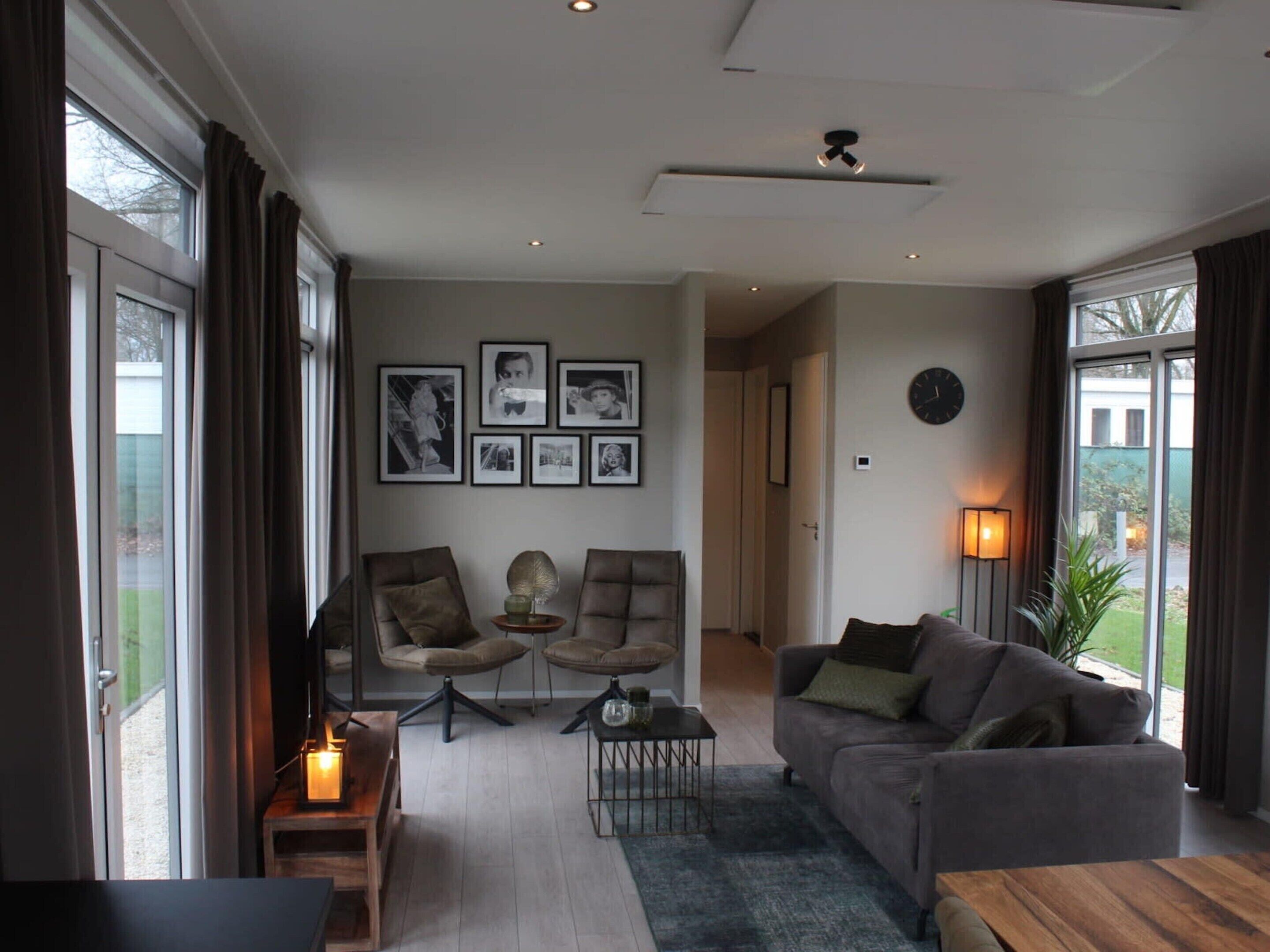 Chalet | Living area