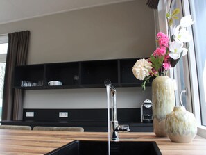 Chalet | Private kitchen - Modern Chalet Only 2 km of the Efteling (Kaatsheuvel)