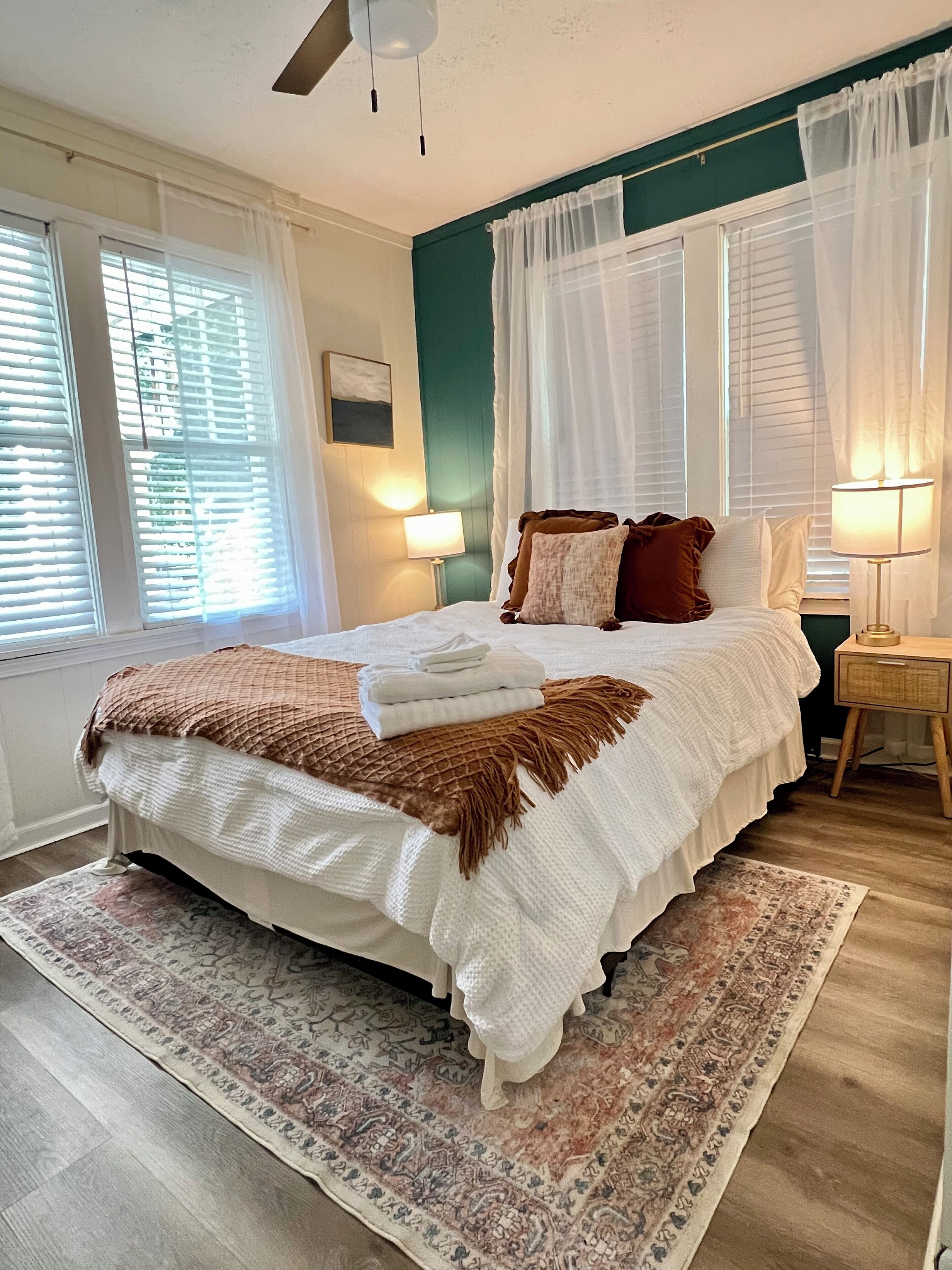 2 bedrooms, iron/ironing board, travel cot, WiFi