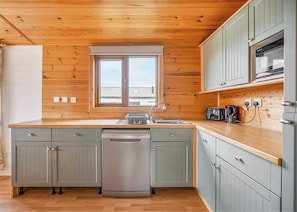 Fridge, oven, stovetop, toaster