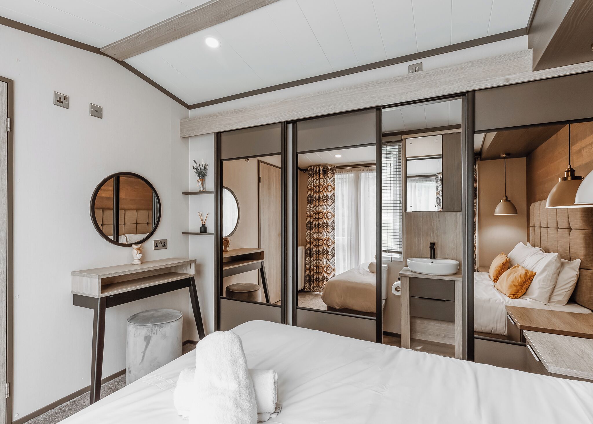 2 bedrooms, free WiFi