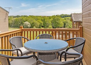 Outdoor dining - Escape to the Jasmine Lodge, nestled amidst stunning rolling countryside. (Nr St Austell)