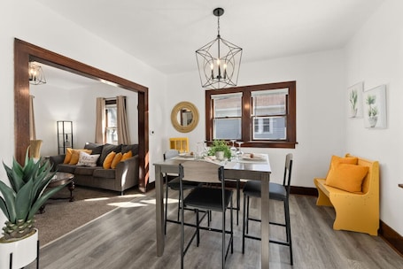 Dining. Cozy Hive Retreat | Central | Fenced | 2 Bed