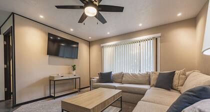 Quiet neighborhood | Pet friendly | 2 bed 1 bath