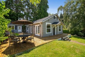 Exterior - Perch - Ballard Delight: Great Ballard location! 2 Spacious Houses w/parking (Seattle)