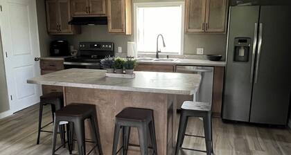 Cozy 2 bedroom/2 bath house located near lake with lots of privacy and parking!