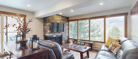 TV, fireplace, table football, ping pong