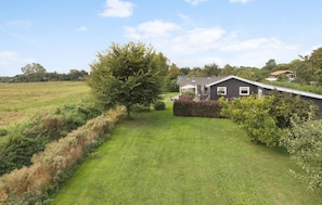Exterior - 4 bedroom nice home in Gilleleje (Gilleleje)
