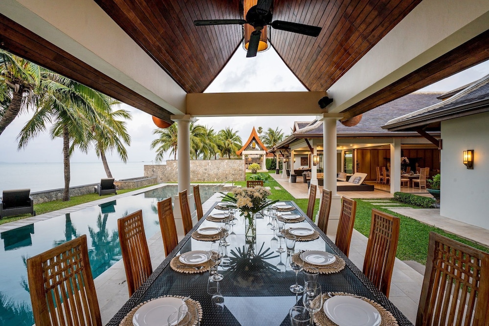 Miskawaan Beachfront Villas by null