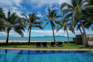 Acacia-4BR | Premium bedding, minibar, in-room safe, individually decorated - Miskawaan Beachfront Villas (Koh Samui)