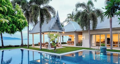 Miskawaan Beachfront Villas