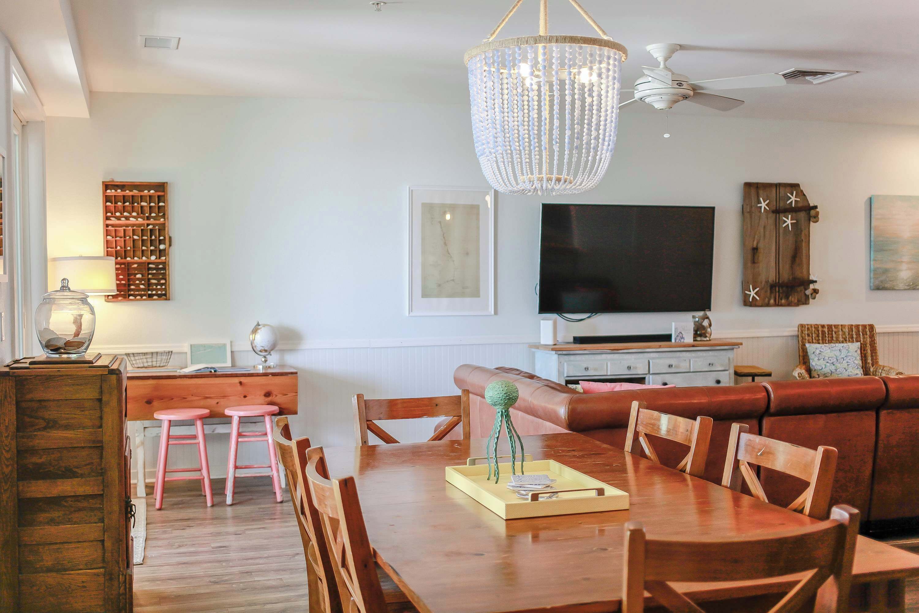 Sojourns Beach Views & Pool Family Home Sleeps 9 - Virginia Beach