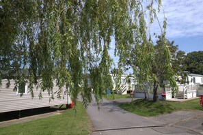 Property grounds - WR2 Marlie Holiday Park (Kent)